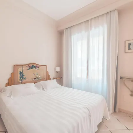 Taodomus Small Boutique 3*
