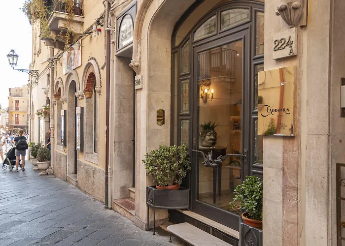 Отель Taodomus Boutique Таормина